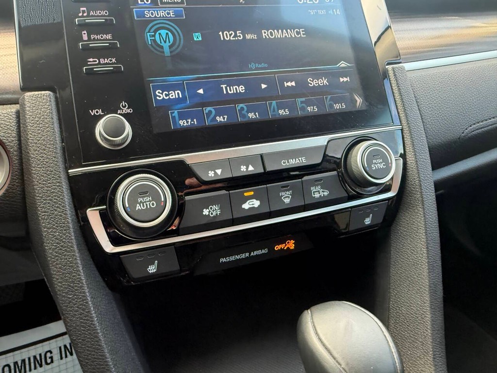 Honda Civic Vehicle Full-screen Gallery Image 27