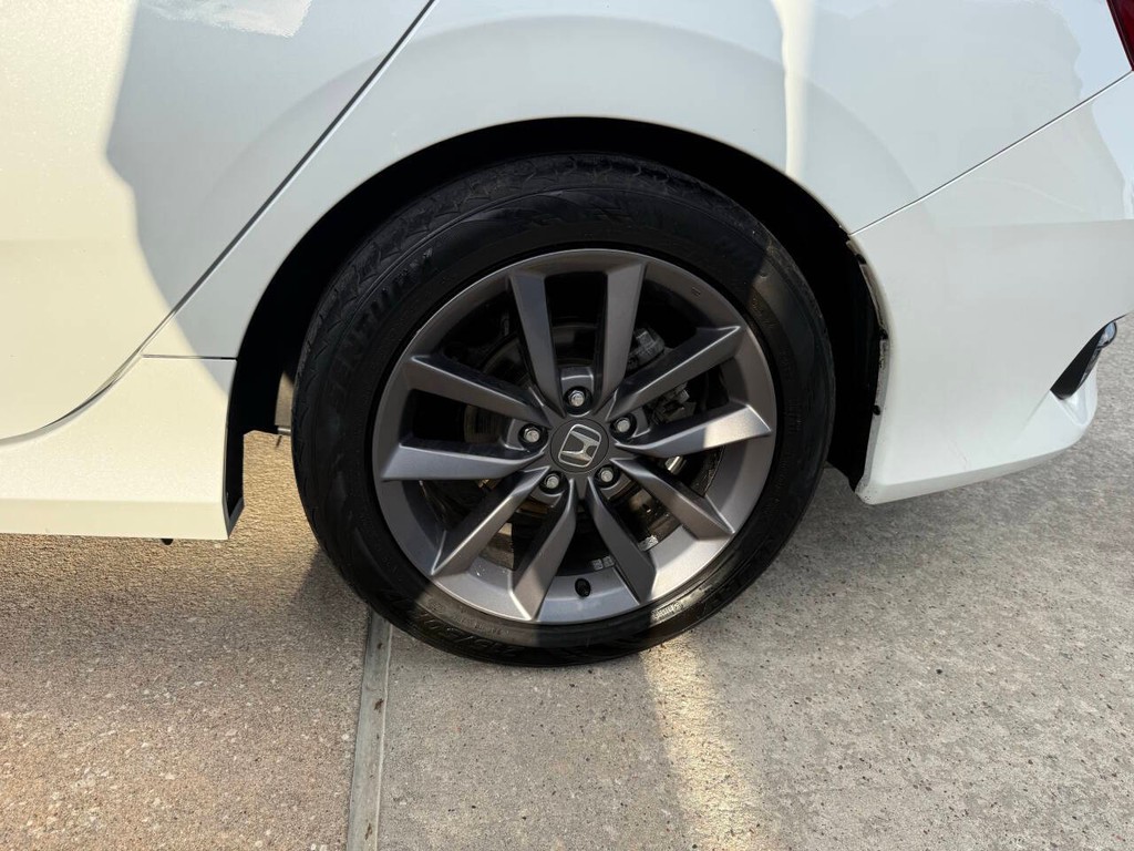 Honda Civic Vehicle Full-screen Gallery Image 36