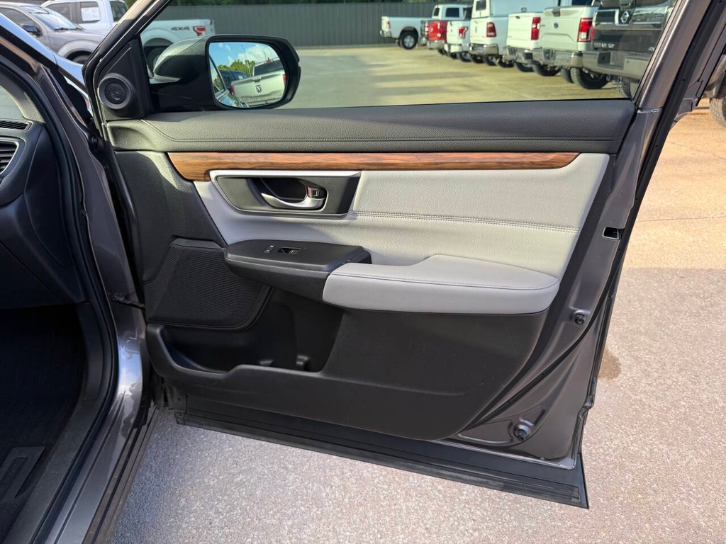 Honda CR-V Vehicle Full-screen Gallery Image 11