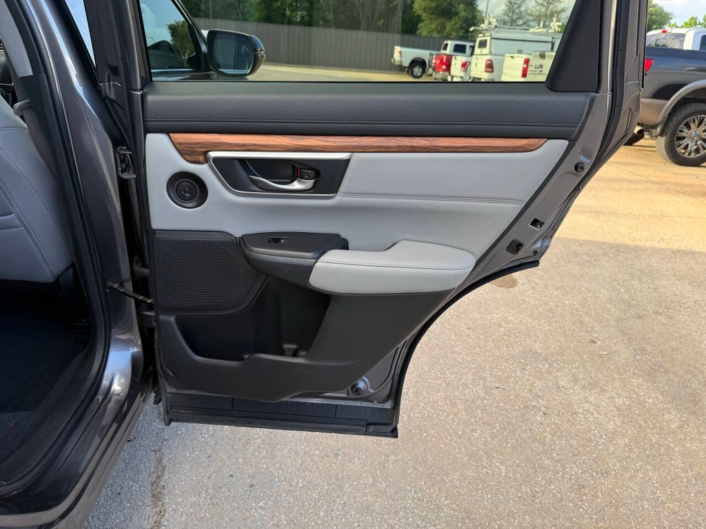 Honda CR-V Vehicle Full-screen Gallery Image 16