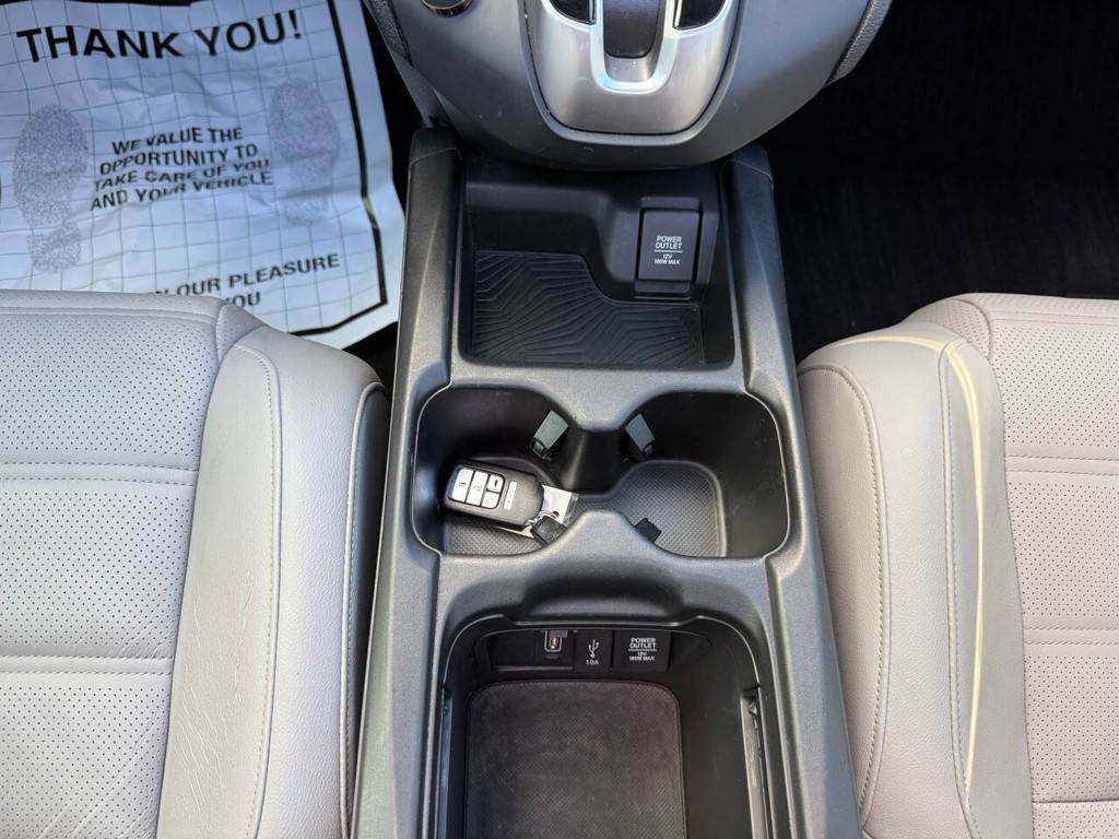 Honda CR-V Vehicle Full-screen Gallery Image 30