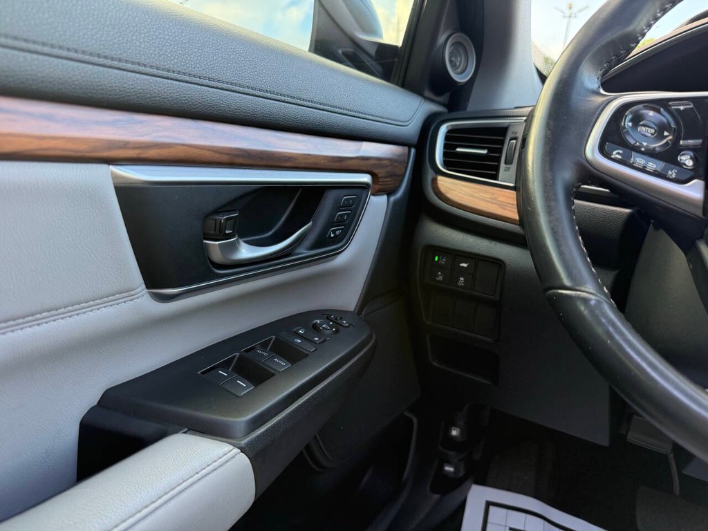 Honda CR-V Vehicle Full-screen Gallery Image 31