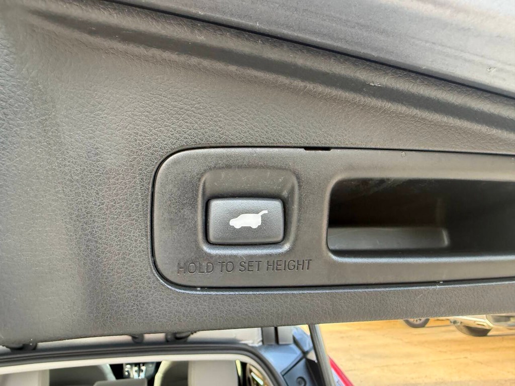 Honda CR-V Vehicle Full-screen Gallery Image 39