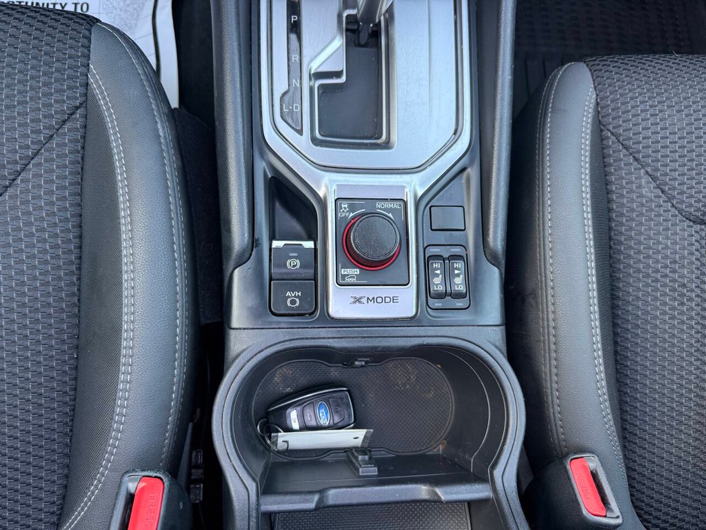 Subaru Forester Vehicle Full-screen Gallery Image 31