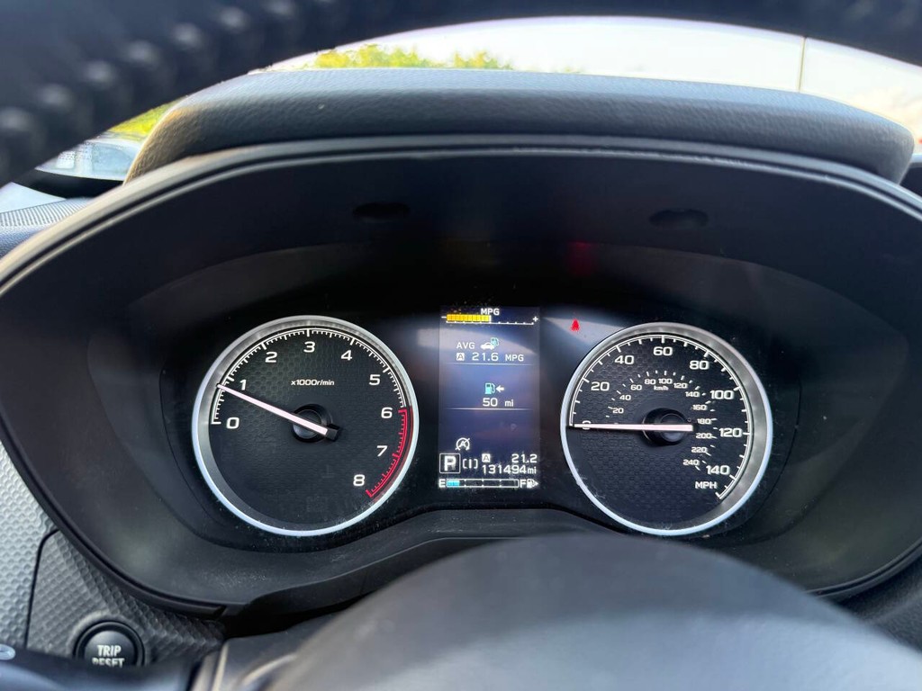 Subaru Forester Vehicle Full-screen Gallery Image 35