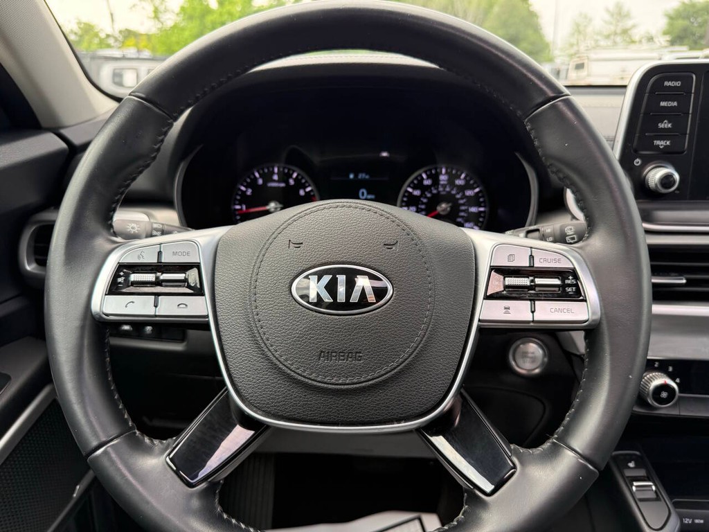 Kia Telluride Vehicle Full-screen Gallery Image 25