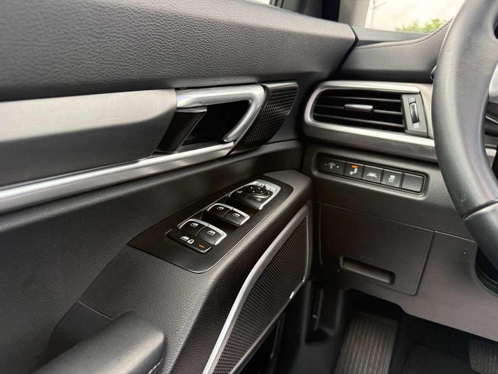 Kia Telluride Vehicle Full-screen Gallery Image 34