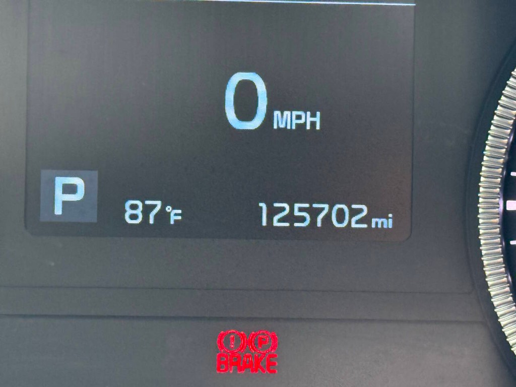 Kia Telluride Vehicle Full-screen Gallery Image 37