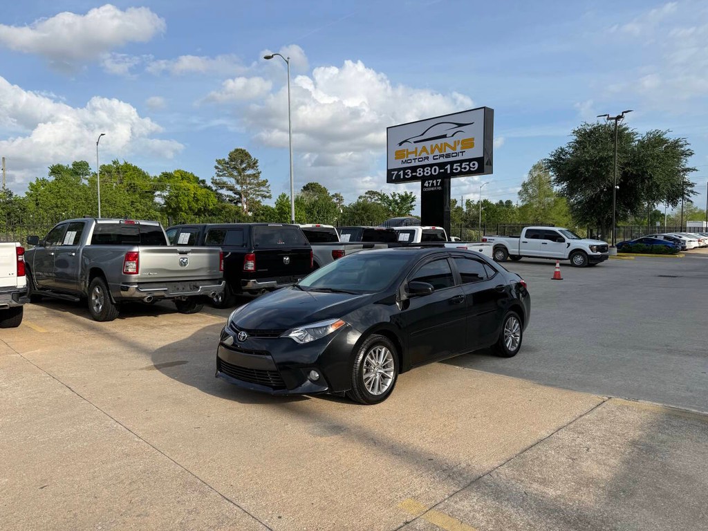 Toyota Corolla Vehicle Full-screen Gallery Image 03
