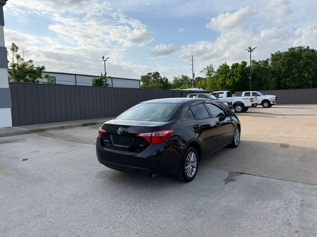 Toyota Corolla Vehicle Full-screen Gallery Image 05