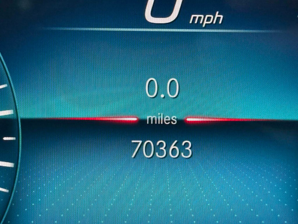 Mercedes-Benz A-Class Vehicle Full-screen Gallery Image 35