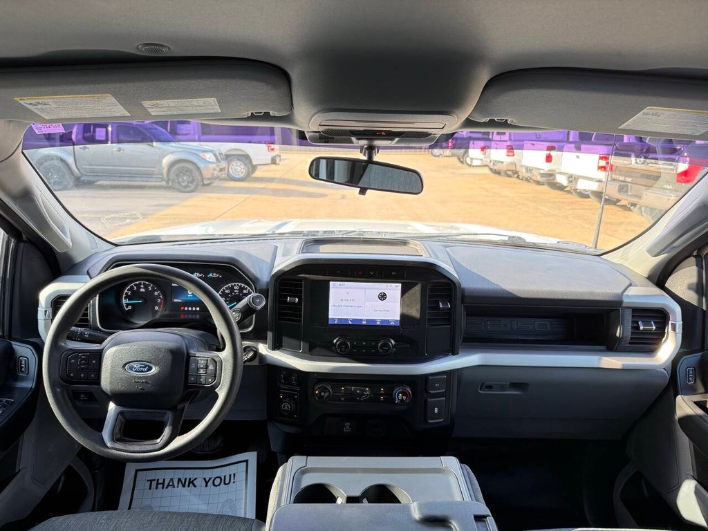 Ford F-150 Vehicle Full-screen Gallery Image 17