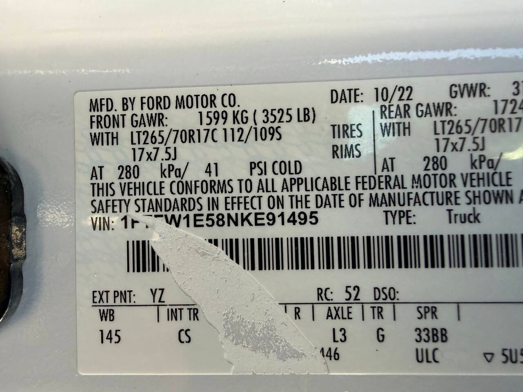 Ford F-150 Vehicle Full-screen Gallery Image 34