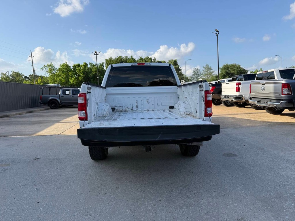 Ford F-150 Vehicle Full-screen Gallery Image 39