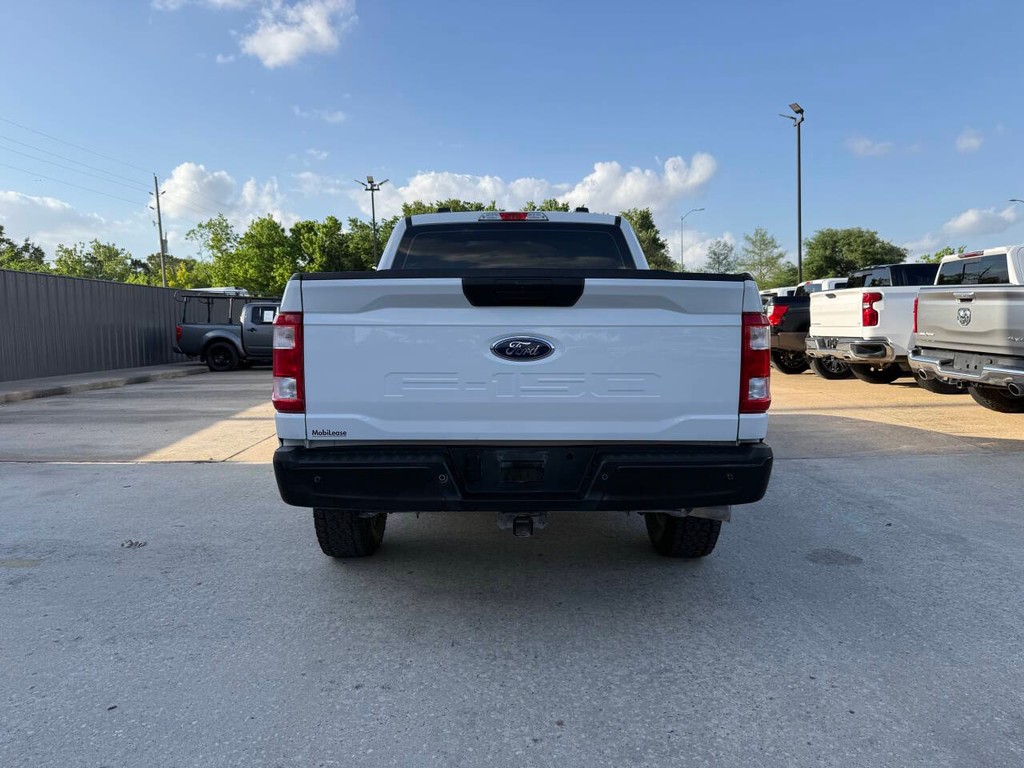 Ford F-150 Vehicle Full-screen Gallery Image 40