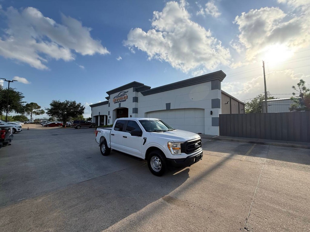 Ford F-150 Vehicle Full-screen Gallery Image 45