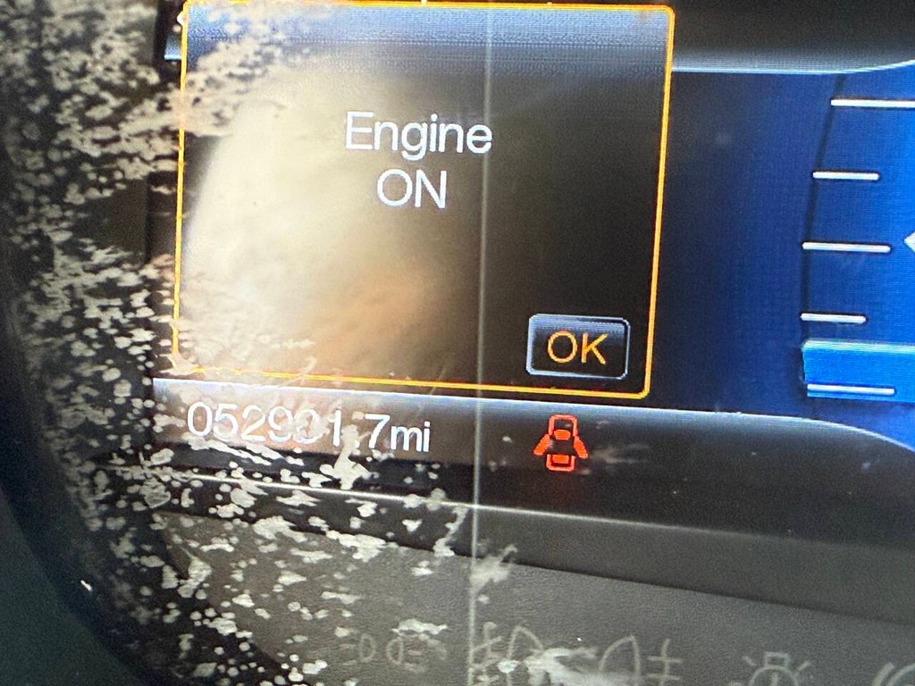 Ford Edge Vehicle Full-screen Gallery Image 37