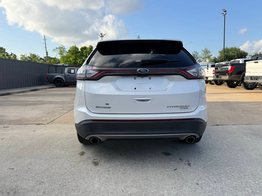 Ford Edge Vehicle Full-screen Gallery Image 45