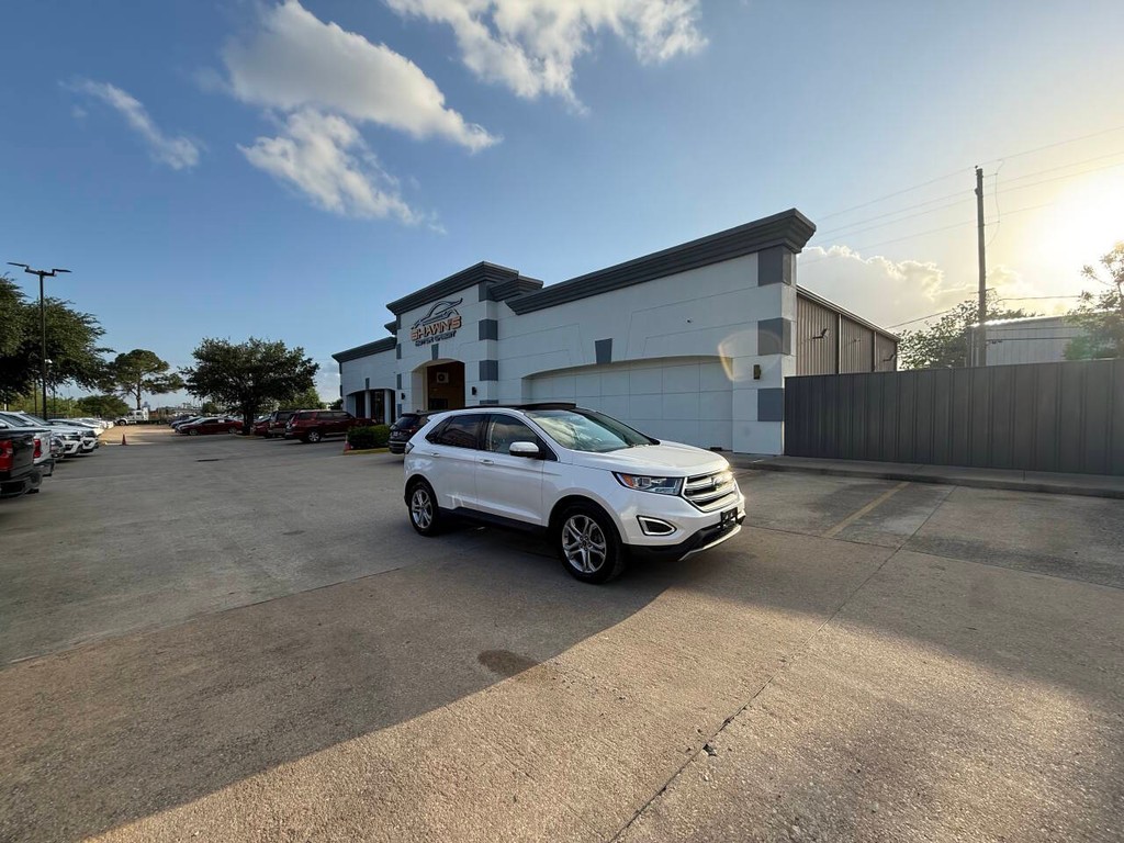 Ford Edge Vehicle Full-screen Gallery Image 50