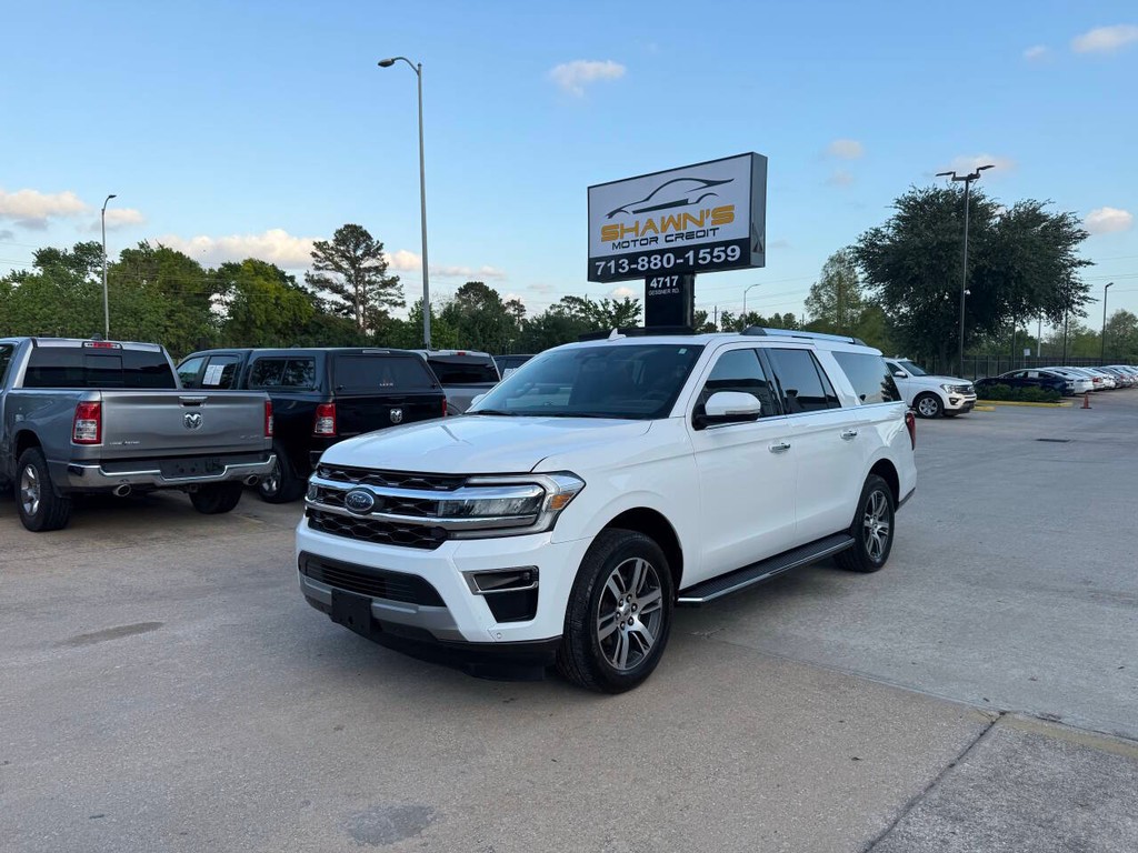 Ford Expedition Max Vehicle Full-screen Gallery Image 03