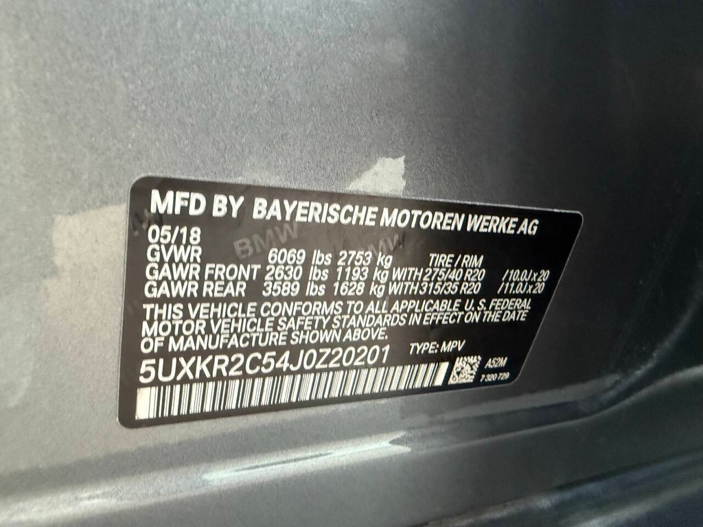 BMW X5 Vehicle Full-screen Gallery Image 35