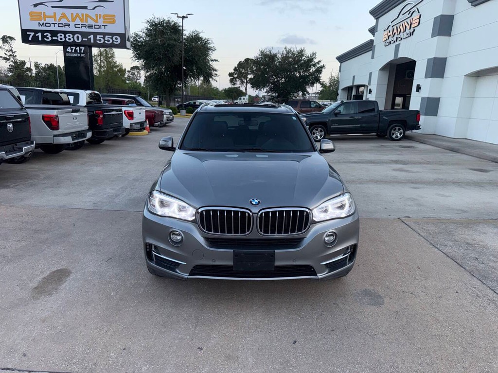 BMW X5 Vehicle Full-screen Gallery Image 41