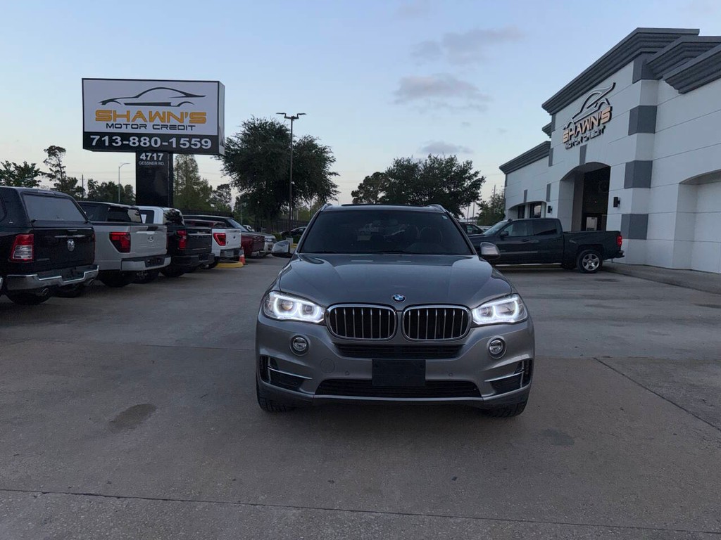 BMW X5 Vehicle Full-screen Gallery Image 42