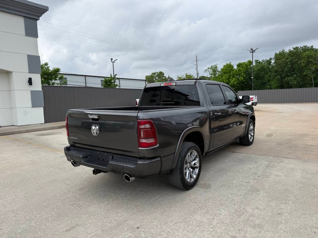 Ram 1500 Vehicle Full-screen Gallery Image 05