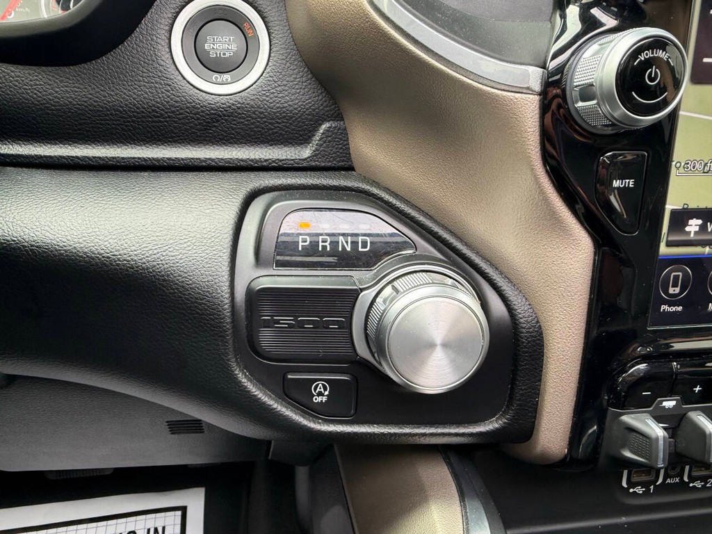 Ram 1500 Vehicle Full-screen Gallery Image 27