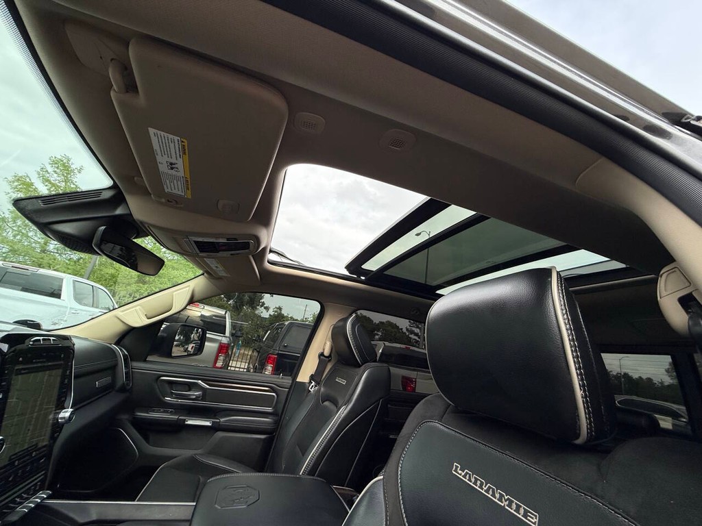 Ram 1500 Vehicle Full-screen Gallery Image 30