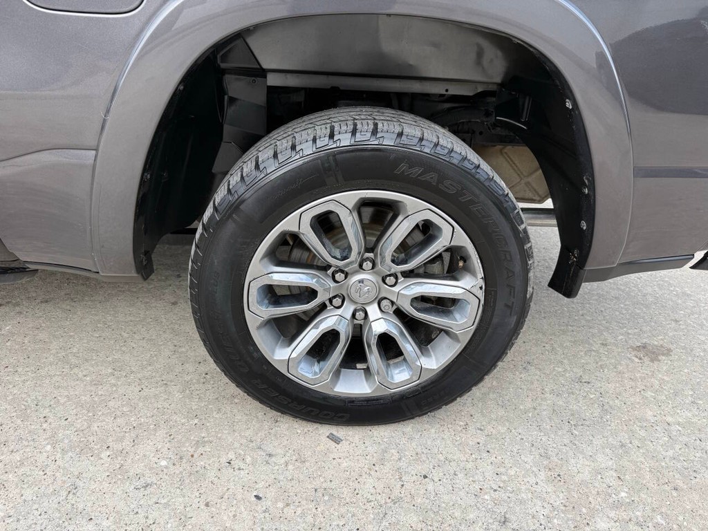 Ram 1500 Vehicle Full-screen Gallery Image 37