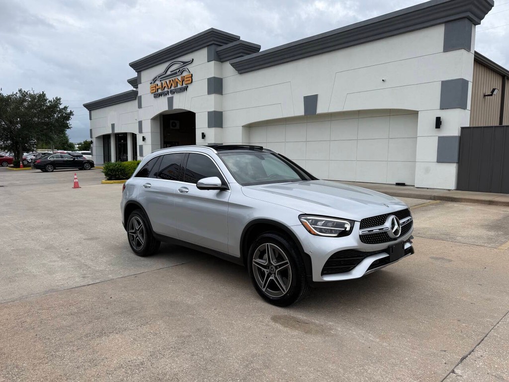 Mercedes-Benz GLC Vehicle Full-screen Gallery Image 39