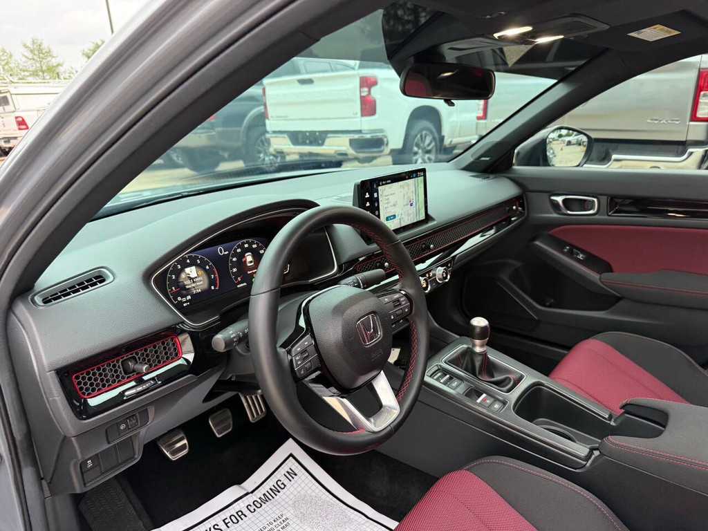 Honda Civic Si Vehicle Full-screen Gallery Image 06