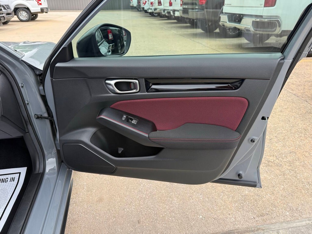 Honda Civic Si Vehicle Full-screen Gallery Image 11