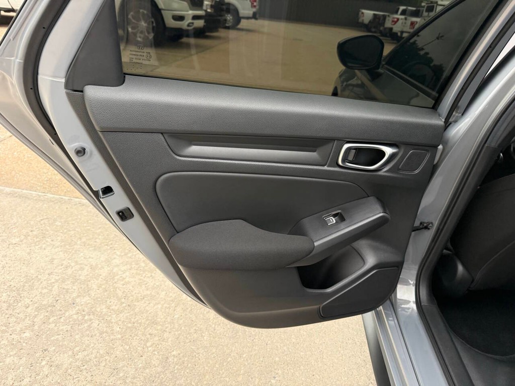 Honda Civic Si Vehicle Full-screen Gallery Image 14