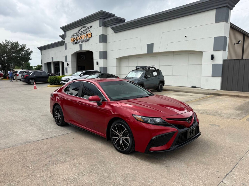 Toyota Camry Vehicle Full-screen Gallery Image 39