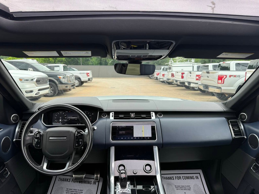 Land Rover Range Rover Sport Vehicle Full-screen Gallery Image 17