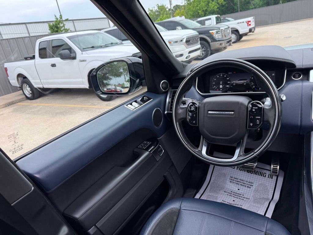 Land Rover Range Rover Sport Vehicle Full-screen Gallery Image 19