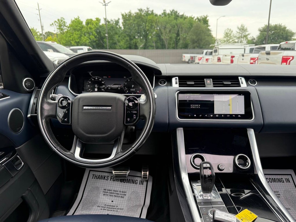 Land Rover Range Rover Sport Vehicle Full-screen Gallery Image 21