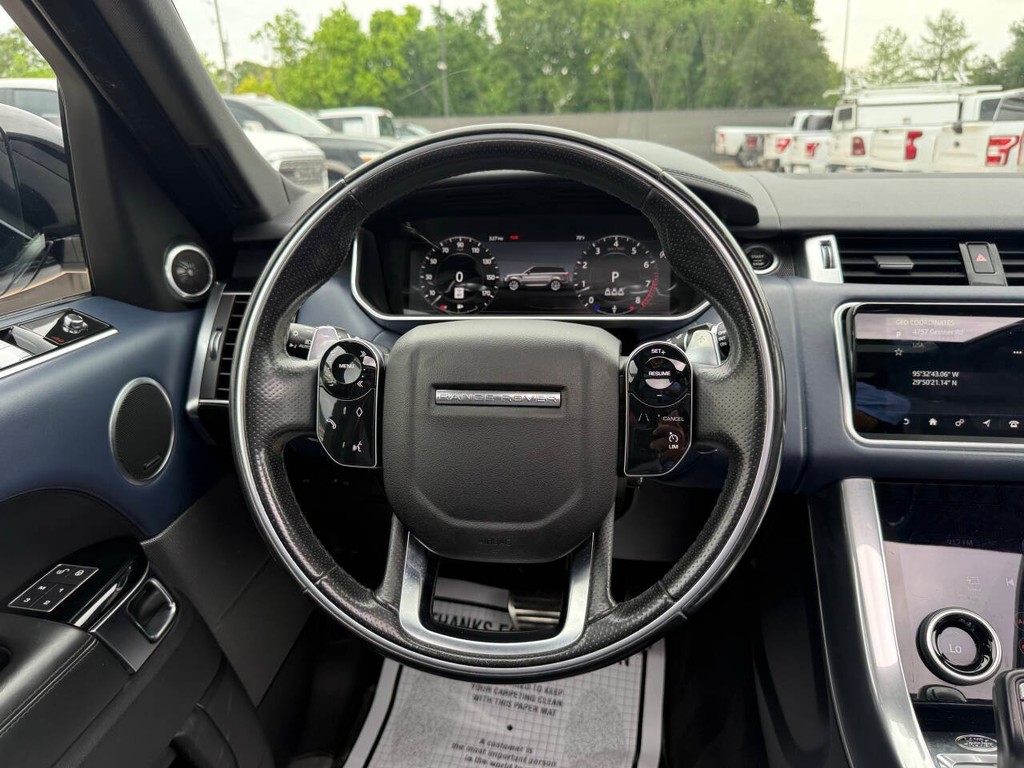 Land Rover Range Rover Sport Vehicle Full-screen Gallery Image 22