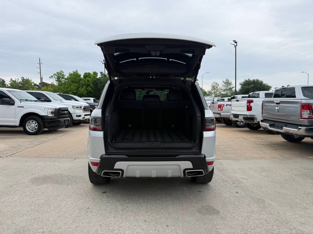 Land Rover Range Rover Sport Vehicle Full-screen Gallery Image 37