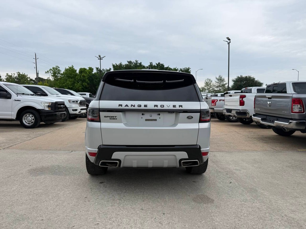 Land Rover Range Rover Sport Vehicle Full-screen Gallery Image 39