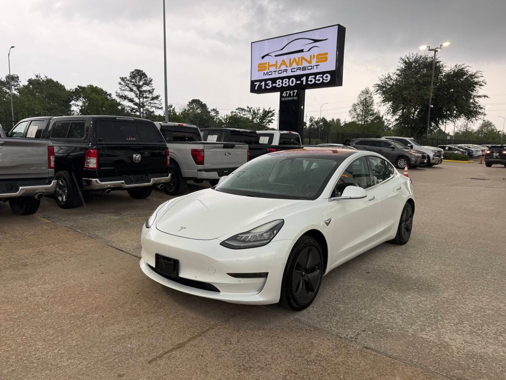 Tesla Model 3 Vehicle Full-screen Gallery Image 41
