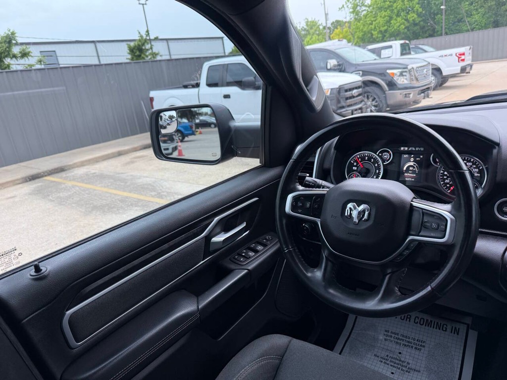 Ram 1500 Vehicle Full-screen Gallery Image 19