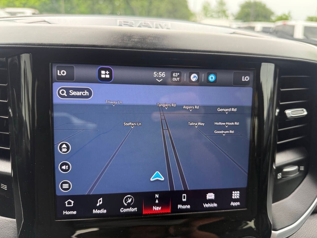 Ram 1500 Vehicle Full-screen Gallery Image 26