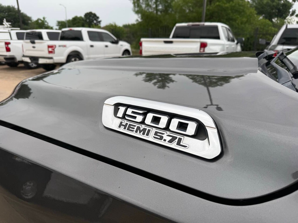 Ram 1500 Vehicle Full-screen Gallery Image 36
