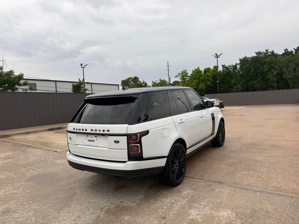 Land Rover Range Rover Vehicle Full-screen Gallery Image 05