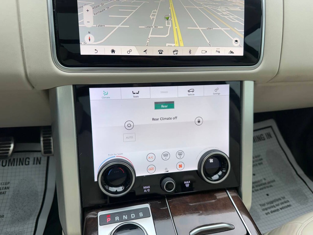 Land Rover Range Rover Vehicle Full-screen Gallery Image 27