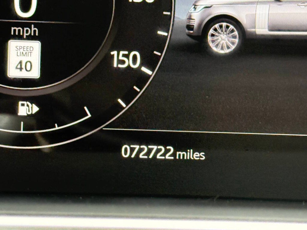 Land Rover Range Rover Vehicle Full-screen Gallery Image 34