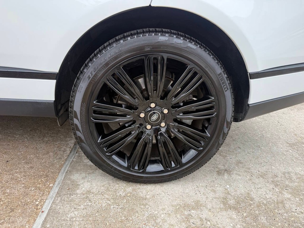 Land Rover Range Rover Vehicle Full-screen Gallery Image 37